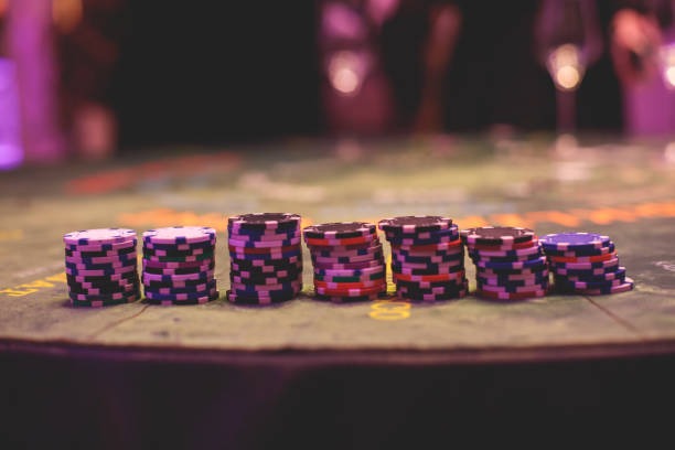 Dadu Online interface on mantra slot with dice roll table layout